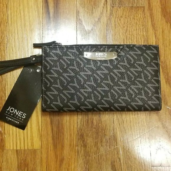 NWT Jones New York Signature Full Size Clutch Wall - Picture 1 of 5